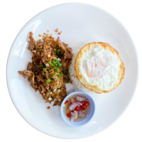 ข้าวหมูผัดกระเทียมไข่ดาว